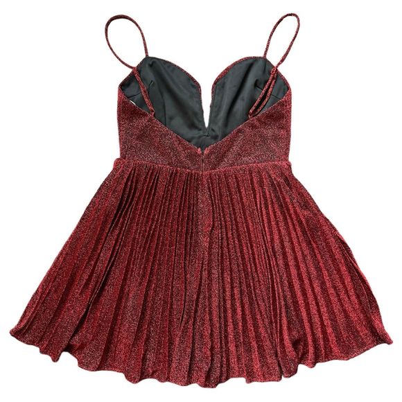 New NWTLulu’s Medium Shine Tonight Red Sparkly Pleated Skater Dress Notch Neck M - Picture 7 of 16